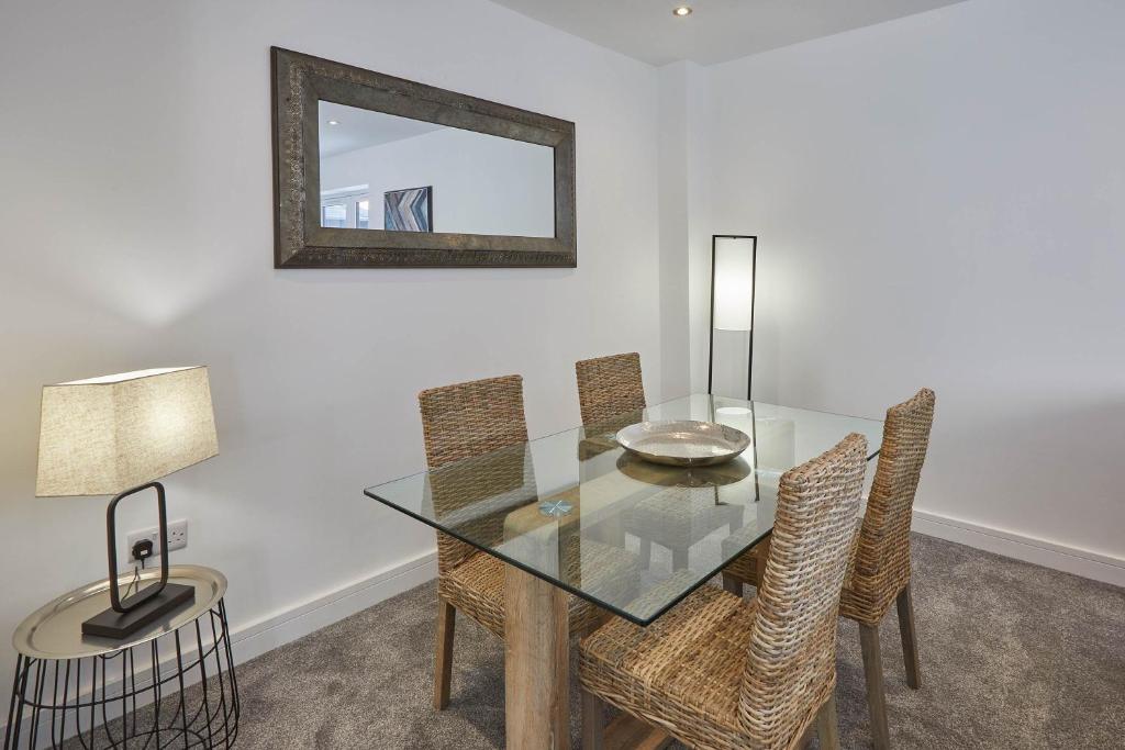 Host & Stay - Welton View room 5